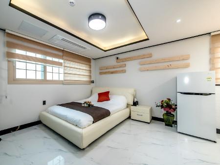 Jeju Skyhill Pension Seogwipo Exterior photo